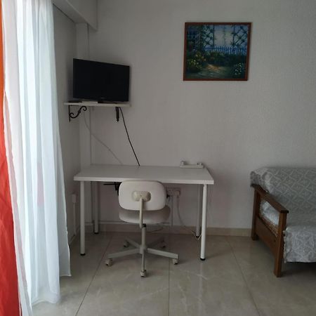 1 Bedroom Apartment 拉纳卡 外观 照片