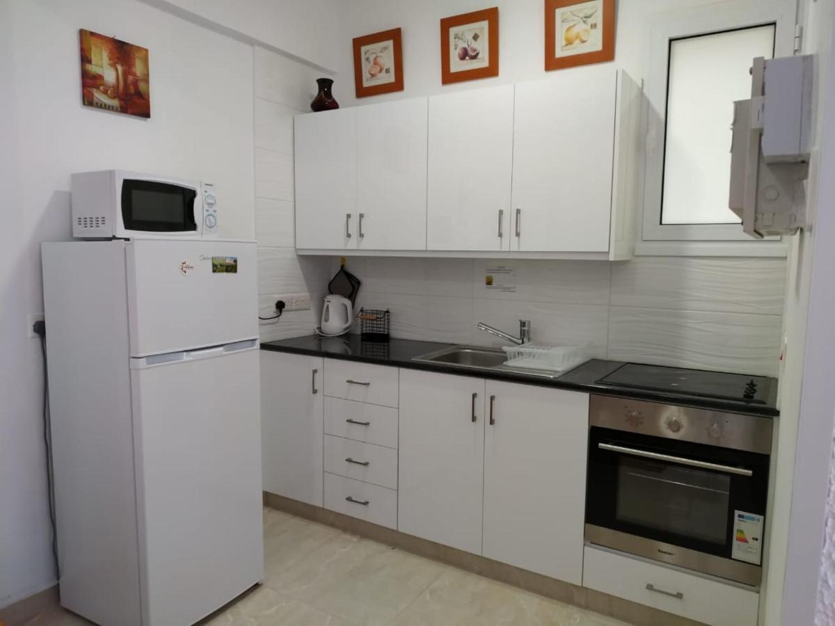 1 Bedroom Apartment 拉纳卡 外观 照片